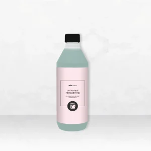 Rengjøringsmiddel til alle flater. Unikt når det kommer til å fjerne fettflekker og fingermerker fra mørke møbler og overflater.